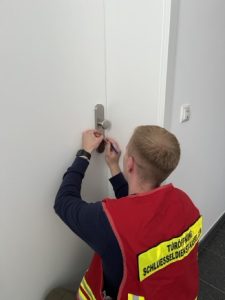Schlüsseldienst Türöffnung